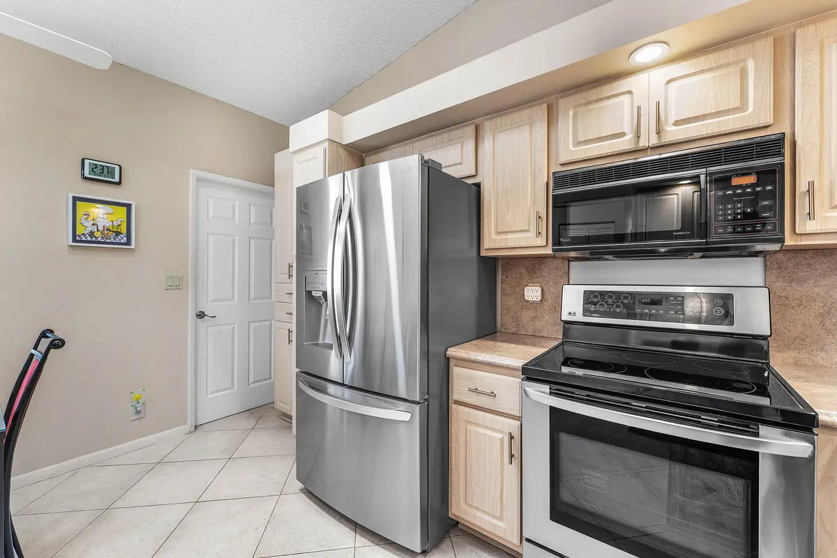 Kitchen at 6375 KINGS GATE Circle, Delray Beach