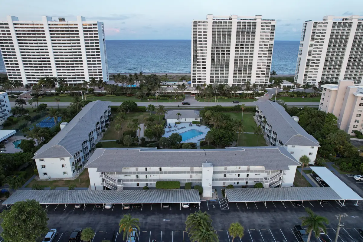 0479071D-6D8B-41C1-AE50-ED1DB06427F6 at 2730 Banyan Road b-1, Boca Raton