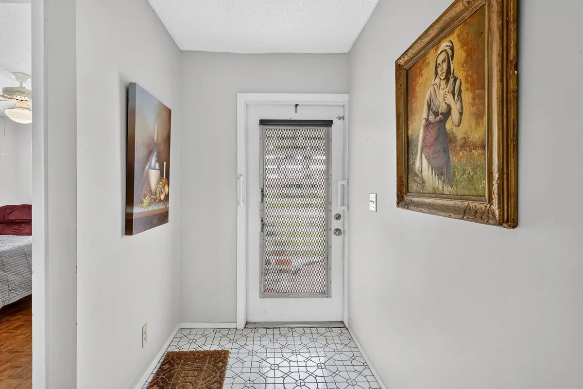 11-web-or-mls-5P1A7499 at 125 LAKE ANNE Drive 125, West Palm Beach