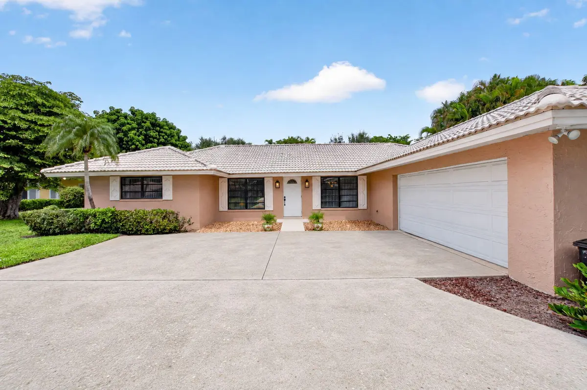 Front Exterior at 4441 SAINT ANDREWS Drive, Boynton Beach