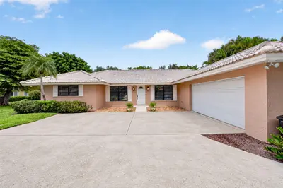 4441 SAINT ANDREWS Drive, Boynton Beach – Single Family Residence for sale