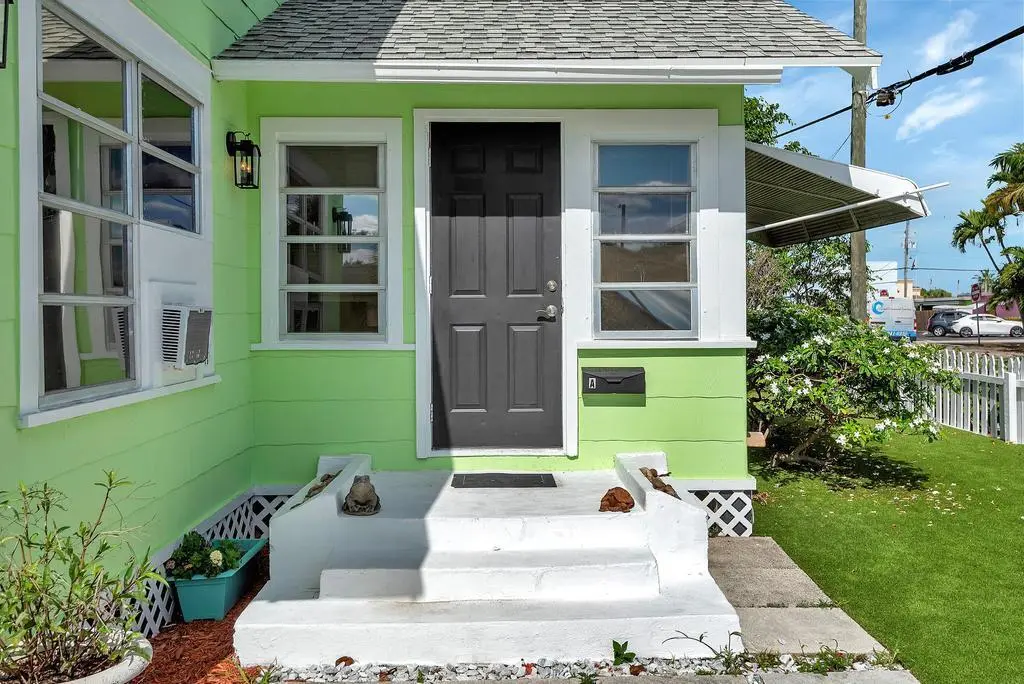 713 - 007 at 713 10th Avenue, Lake Worth Beach