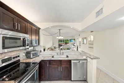6585 Somerset Drive 102, Boca Raton – Condominium for sale
