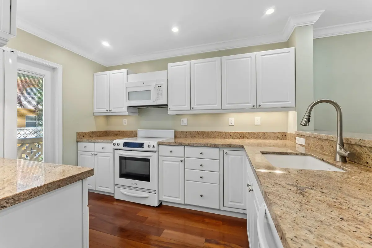 Kitchen 1 at 815 Middle River Drive 202, Fort Lauderdale