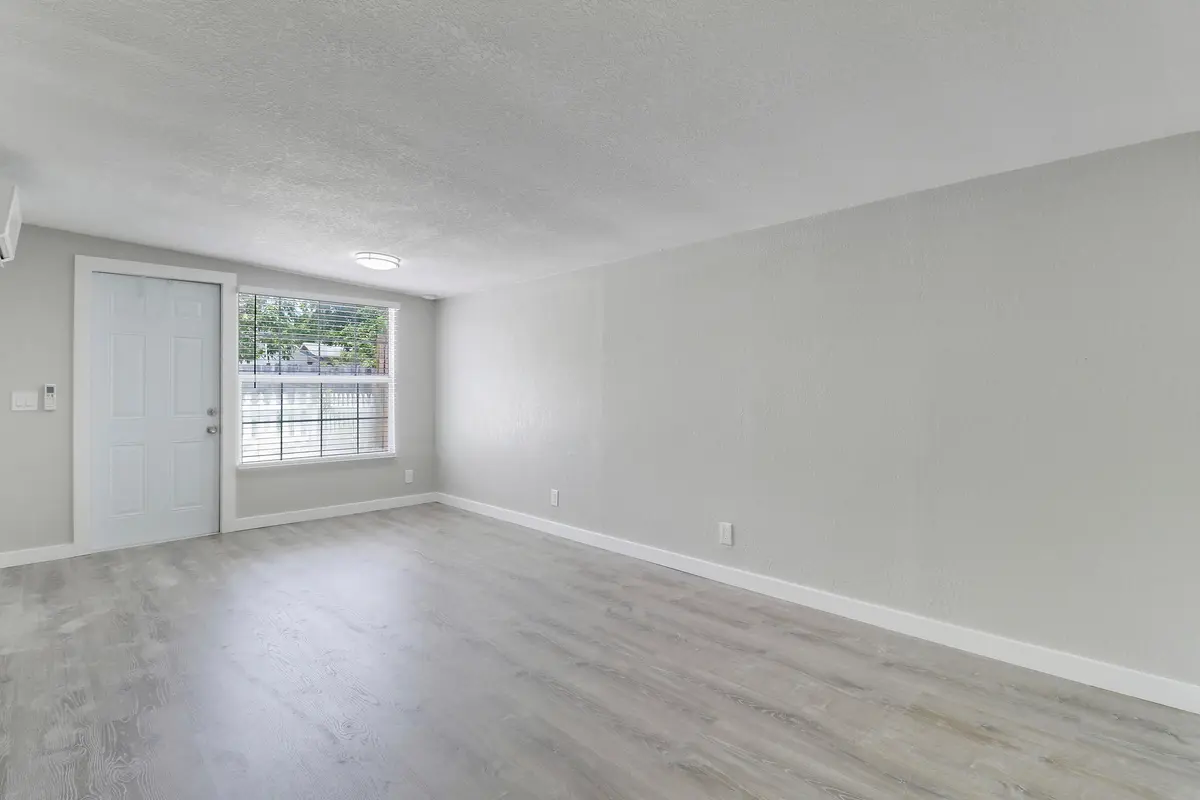 House2-48 at 711 4th Avenue 709, Lake Worth Beach