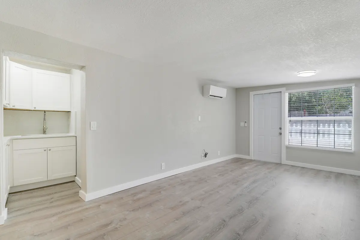 House2-49 at 711 4th Avenue 709, Lake Worth Beach