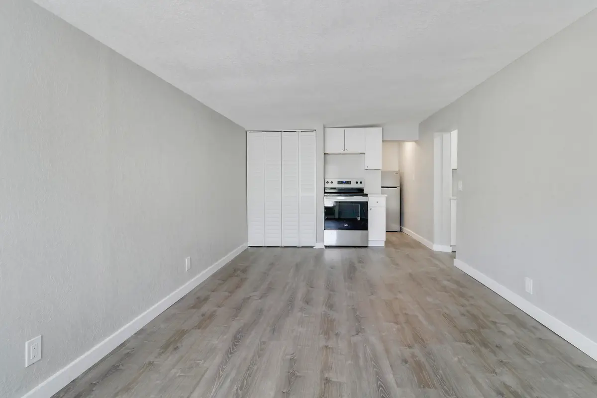 House2-52 at 711 4th Avenue 709, Lake Worth Beach
