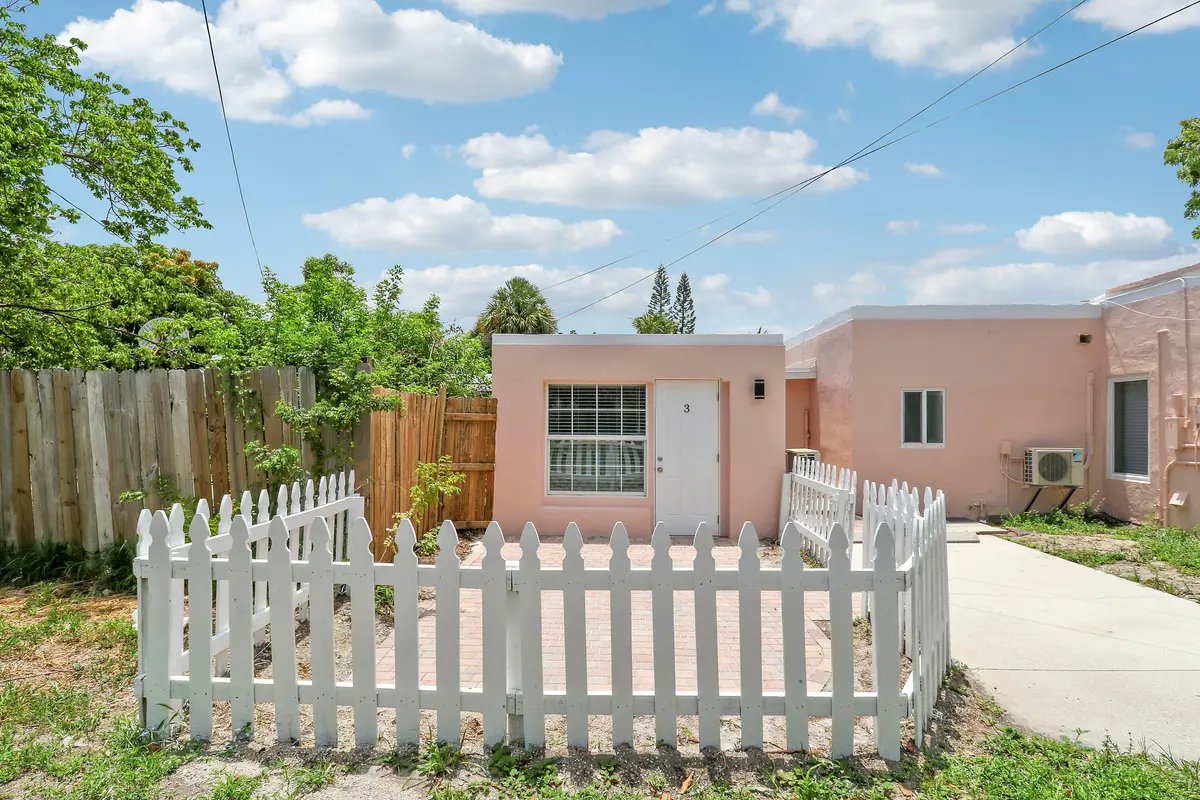 House2-56 at 711 4th Avenue 709, Lake Worth Beach