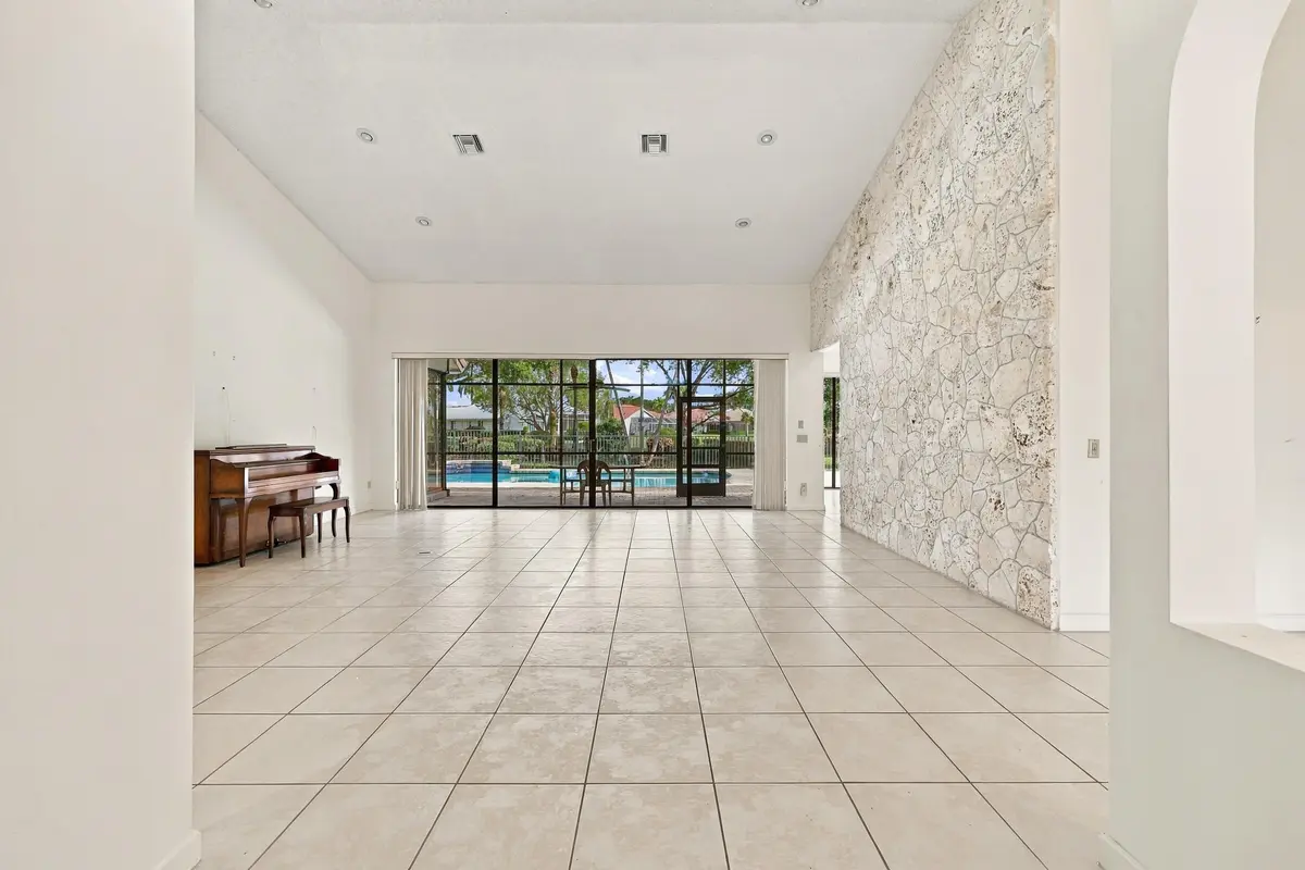 SLHG at 10695 STONEBRIDGE Boulevard, Boca Raton