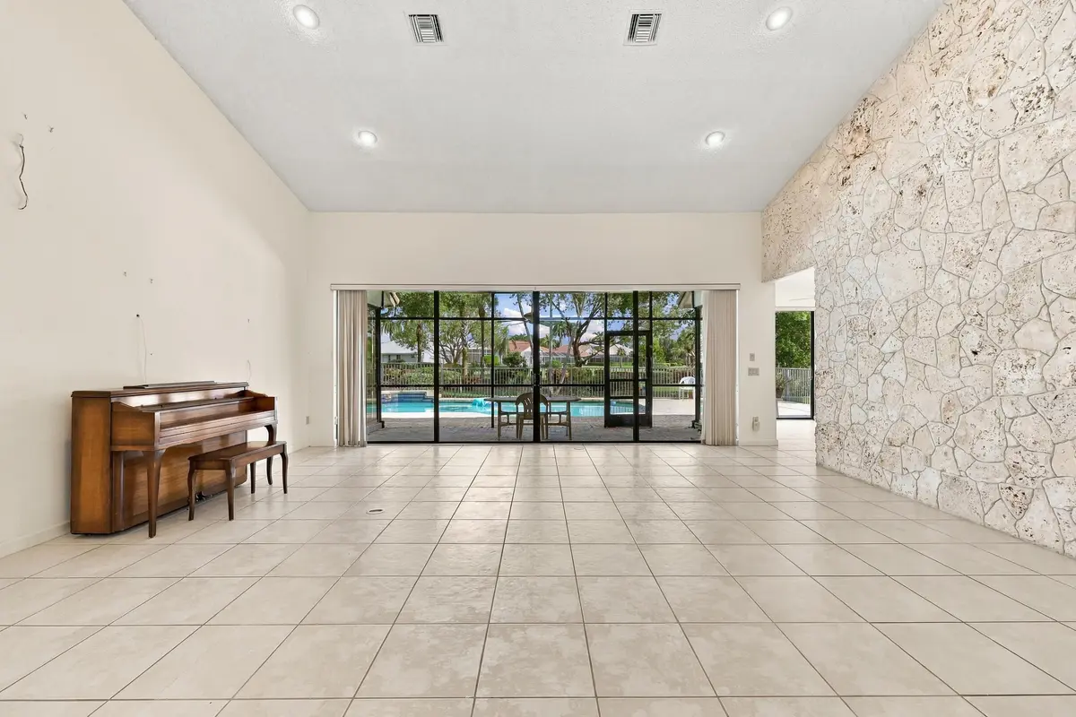 SLHG at 10695 STONEBRIDGE Boulevard, Boca Raton