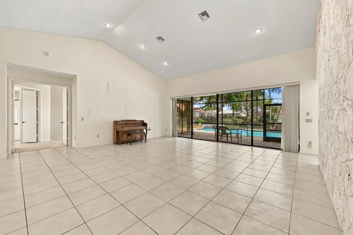 SLHG at 10695 STONEBRIDGE Boulevard, Boca Raton