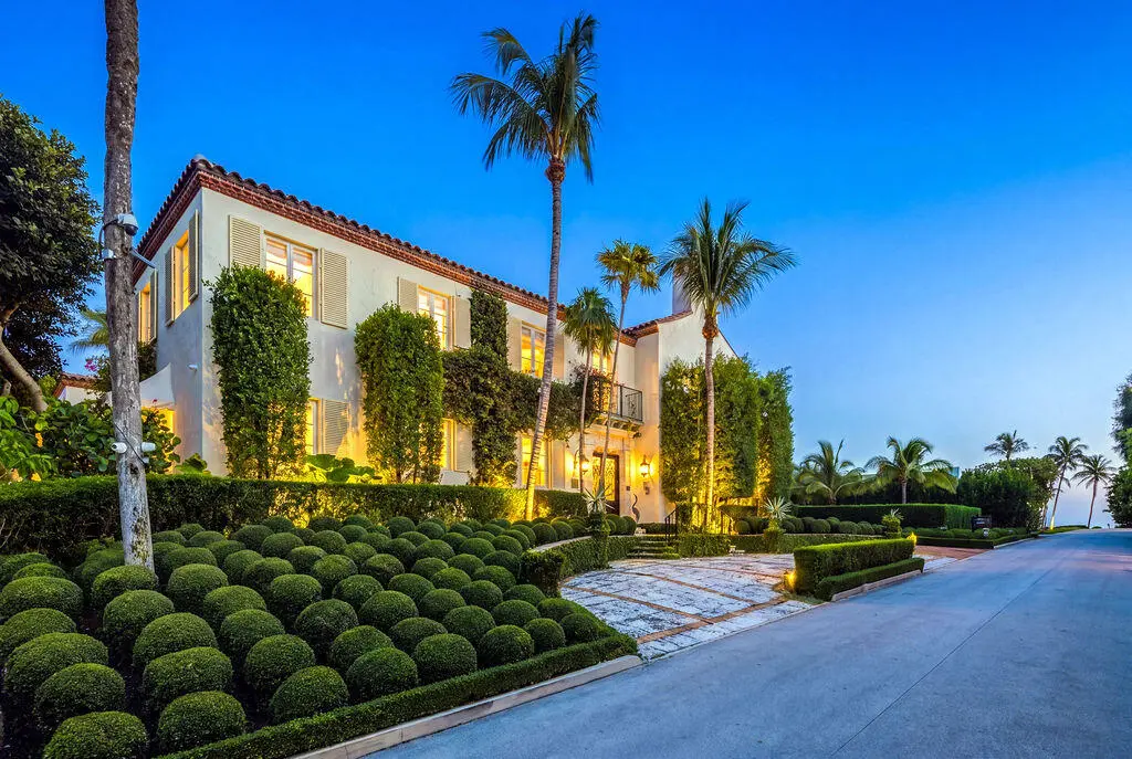 Twilight_7 at 111 Via Del Lago, Palm Beach