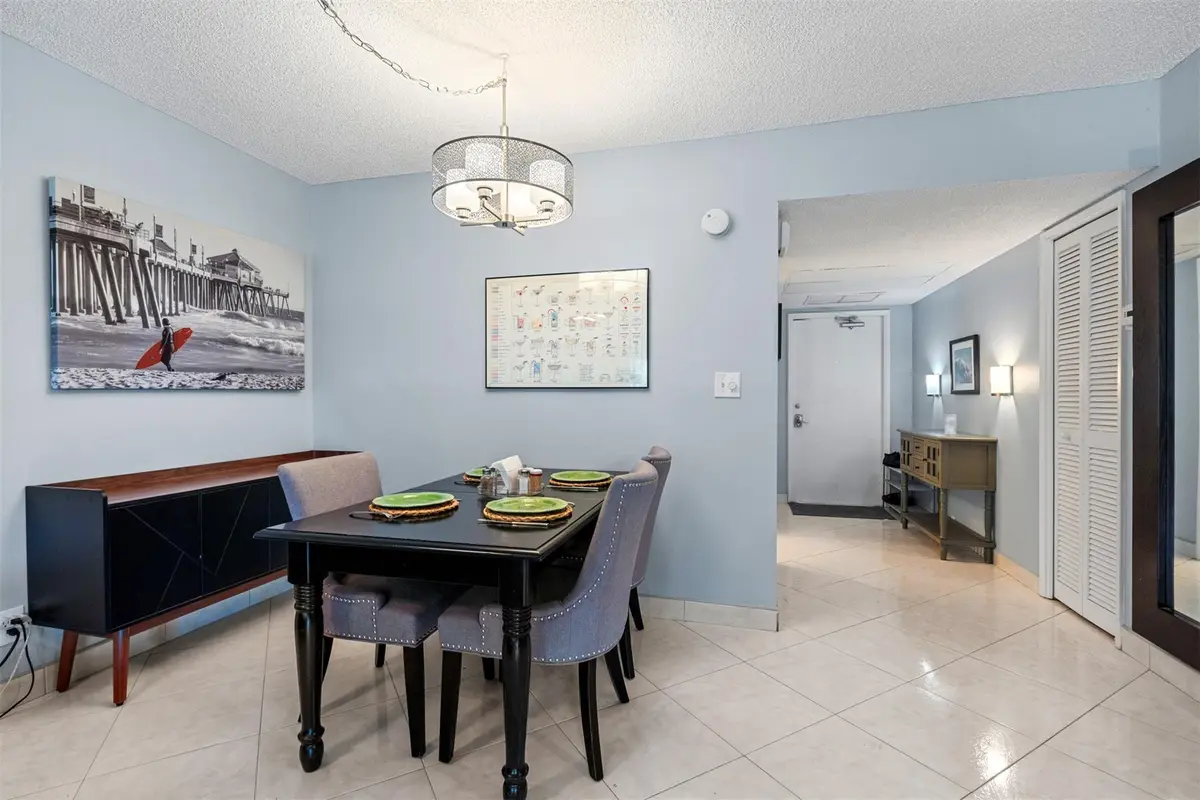 Photo 8 at 3151 S PALM AIRE Drive 108, Pompano Beach