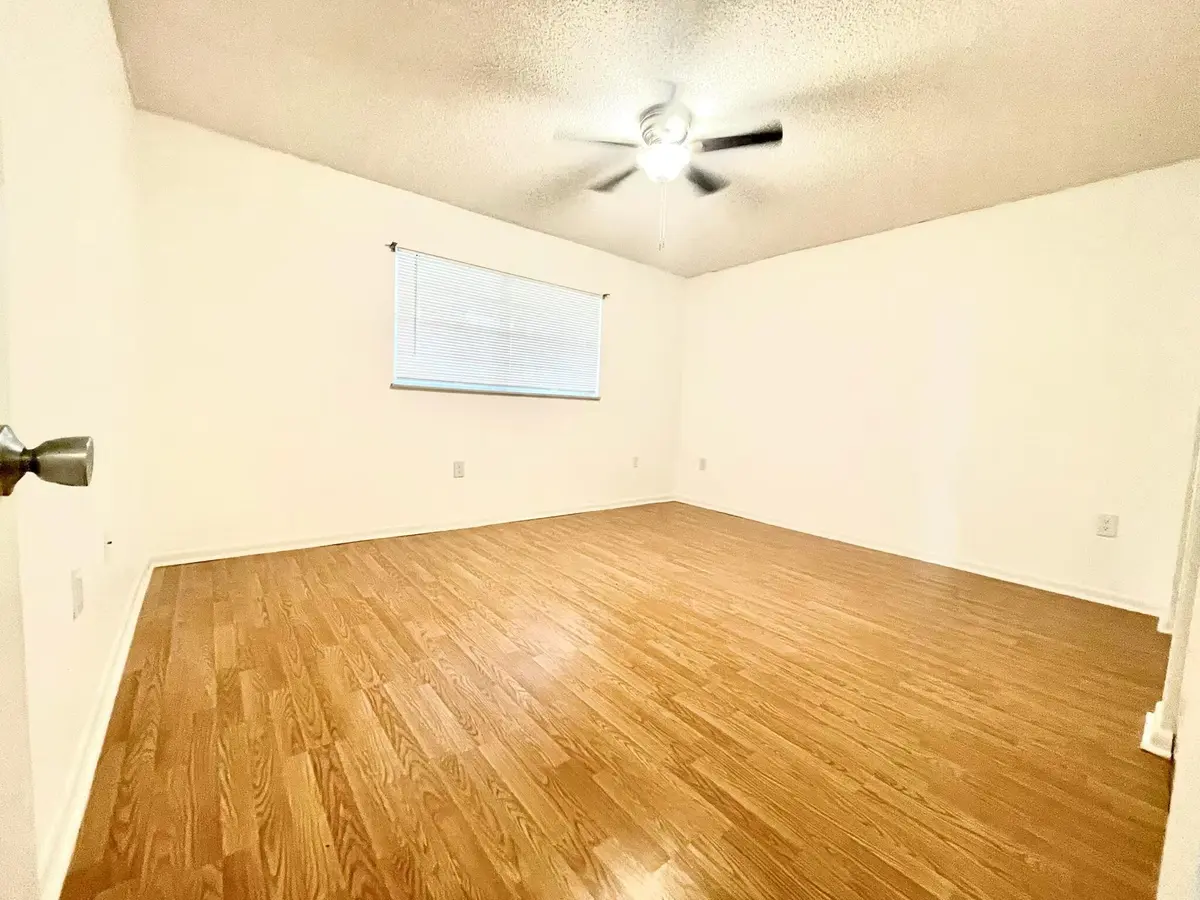 20251102135702049848000000-o at 2302 Sunrise Boulevard 202, Fort Pierce