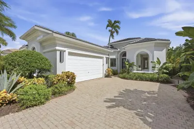 7695 VILLA D ESTE Way, Delray Beach – Single Family Residence for sale