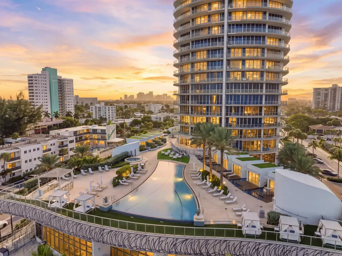 Paramount Building at 701 N Fort Lauderdale Beach Boulevard 704, Fort Lauderdale