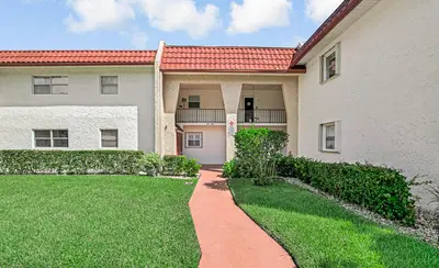 445 LAKE FRANCES Drive 445, West Palm Beach – Condominium for sale