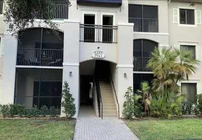 3021 Alcazar Place 202, Palm Beach Gardens – Condominium for rent