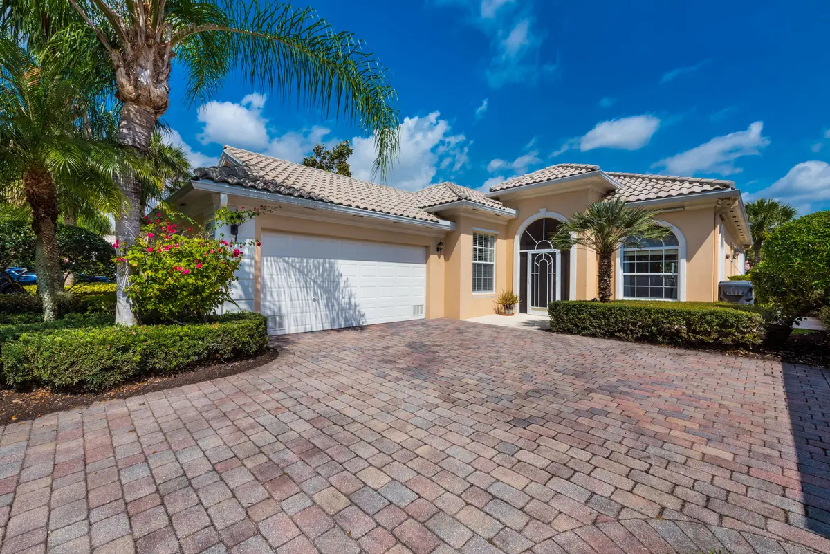 8159 Nevis Pl-3 at 8159 NEVIS Place, Wellington