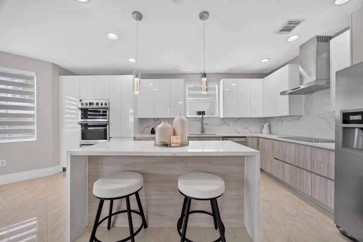 16401 SW 78th Ter Miami, FL, 33193 at 16401 SW 78th Terrace, Miami