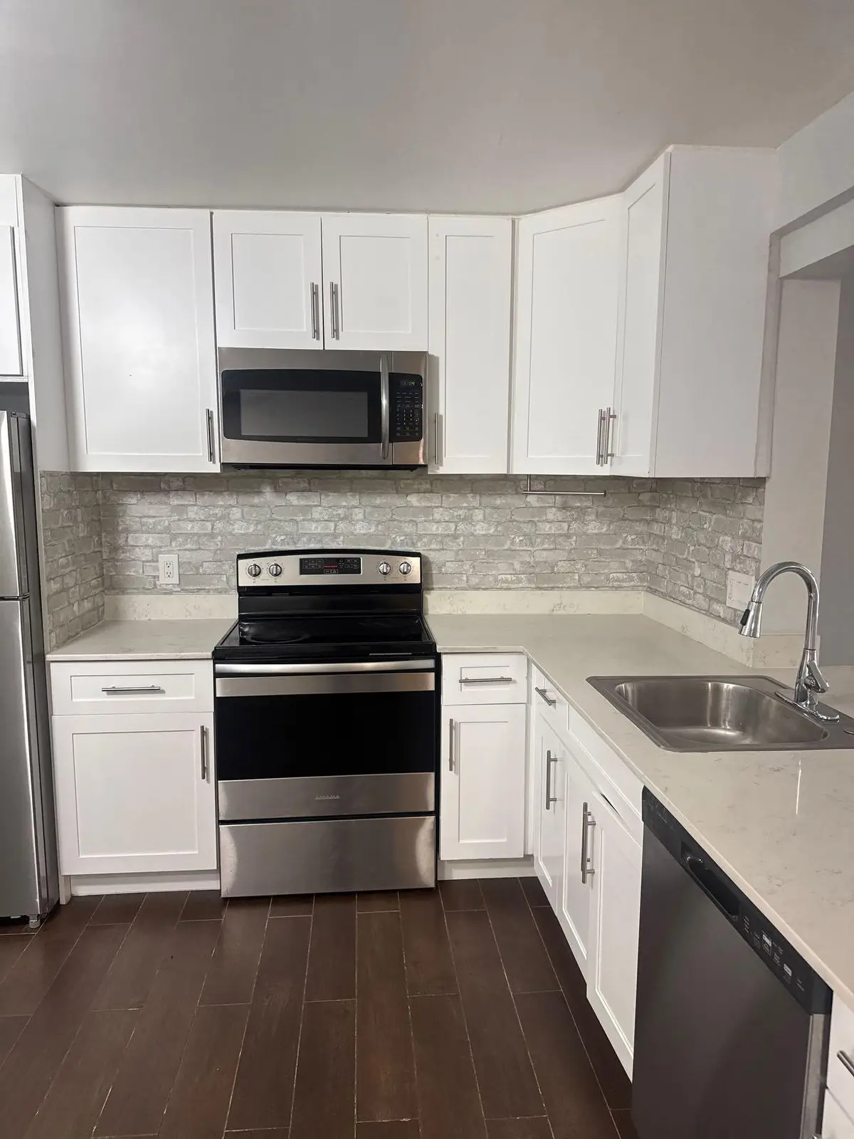 Kitchen at 4885 LAKE ARJARO Drive 4819, West Palm Beach