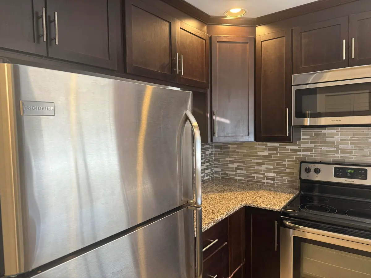 Kitchen at 2755 W Atlantic Avenue 4208, Delray Beach