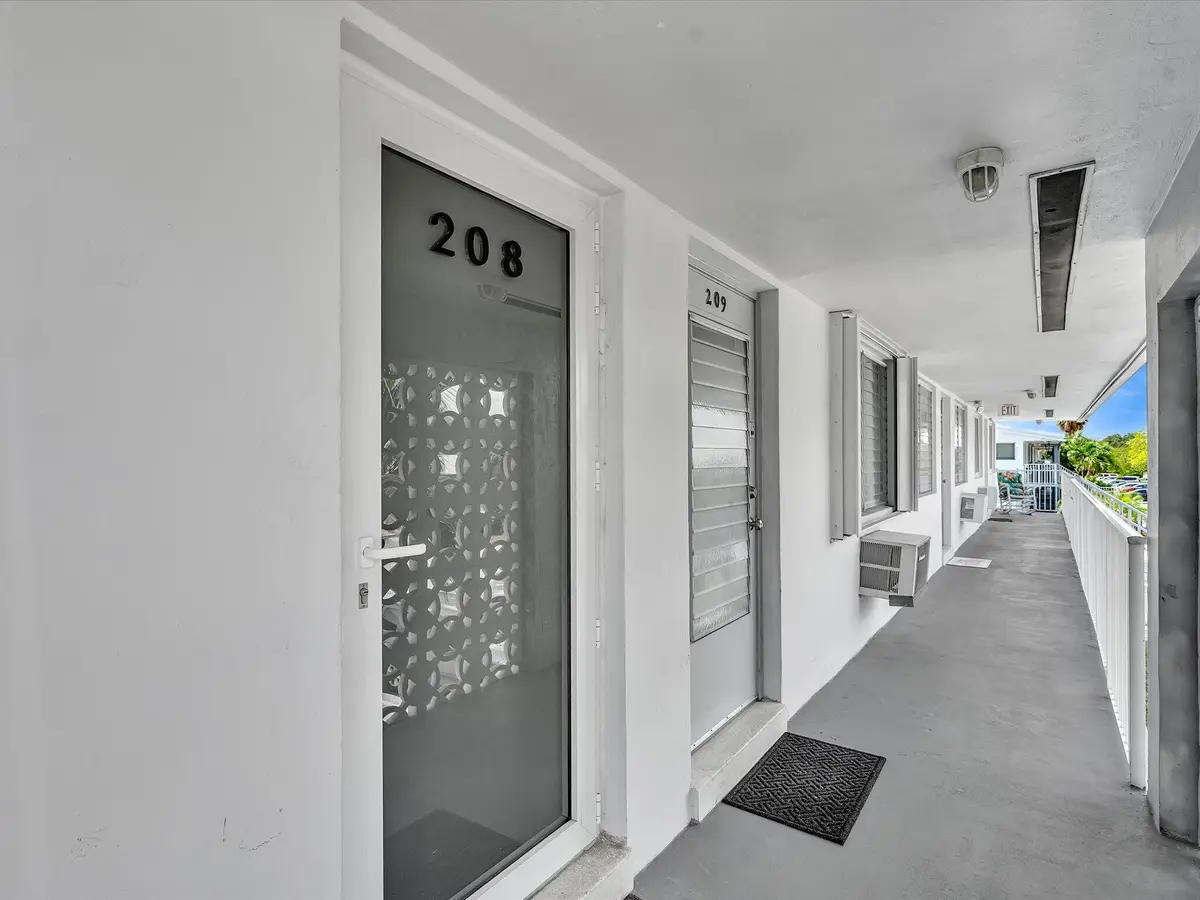 08-FPP00046 at 2020 NE 51st Court 208, Fort Lauderdale