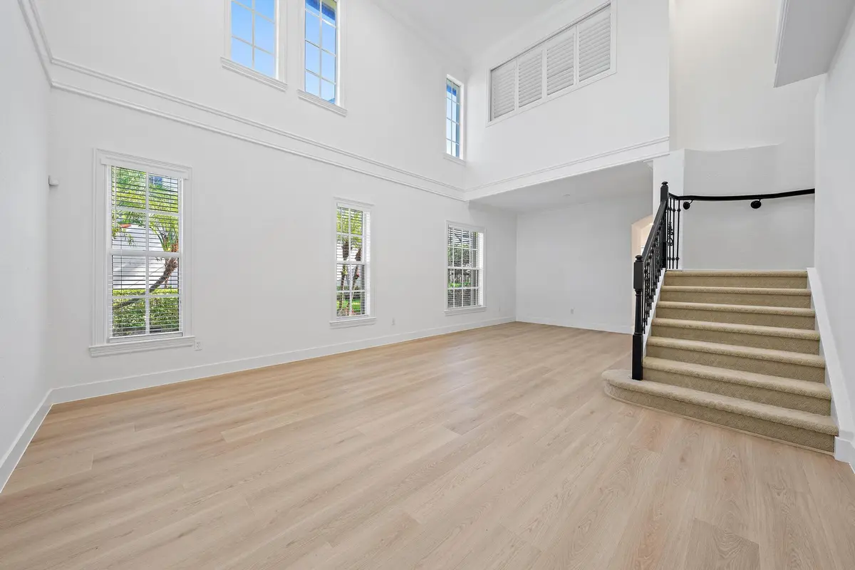 1058 Vintner Blvd-4 at 1058 Vintner Boulevard, Palm Beach Gardens