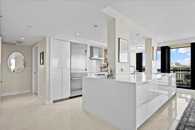 4100 N OCEAN Drive 2304, Singer Island – Condominium for sale
