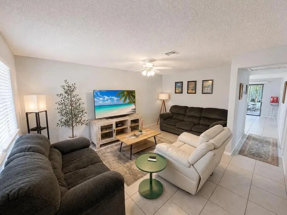 Living Room at 9258 GREEN MEADOWS Way, Palm Beach Gardens