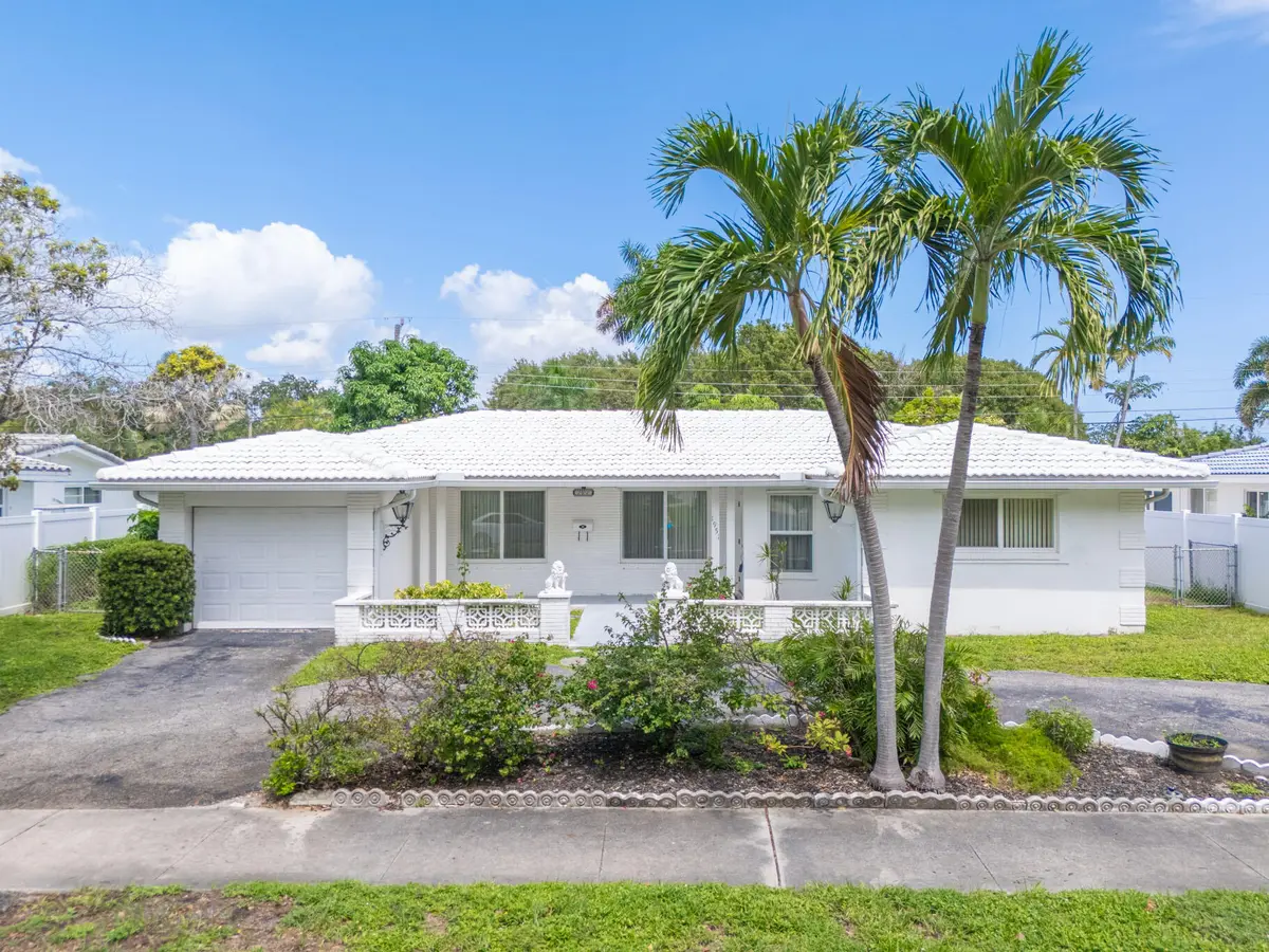Photo-105 at 1951 NE 59th Place, Fort Lauderdale