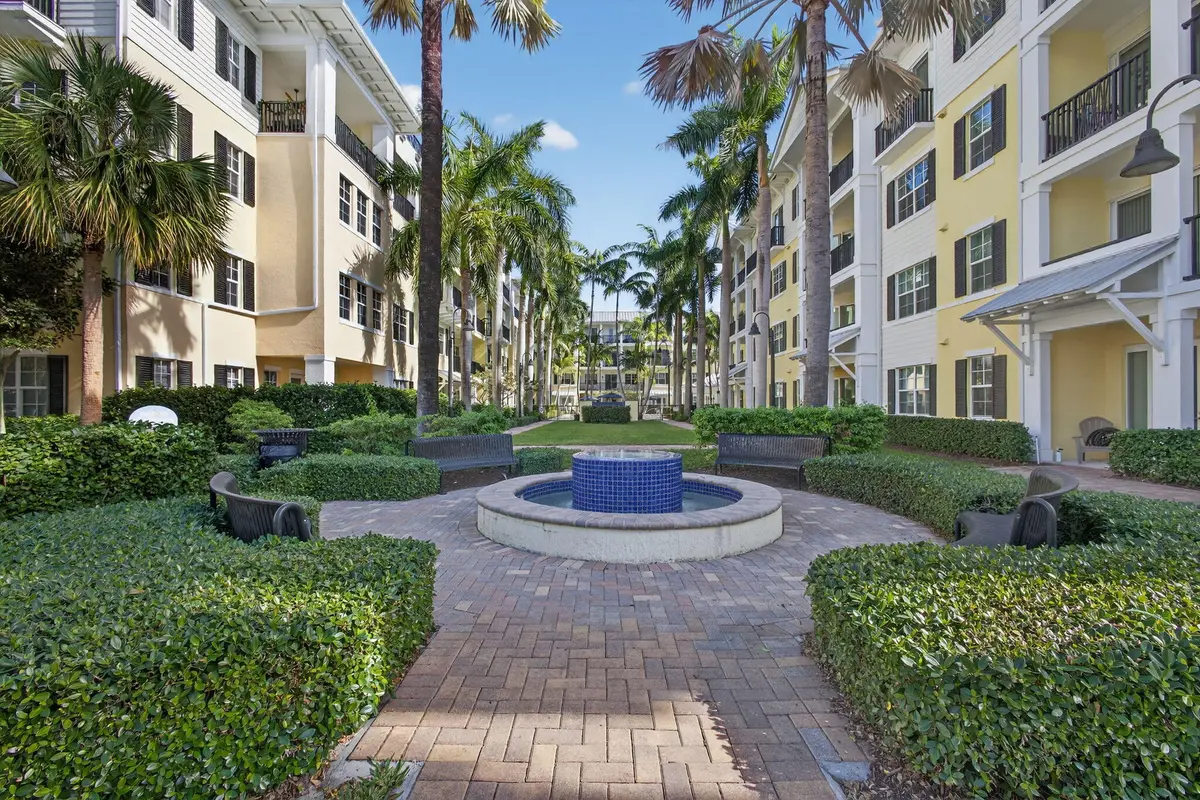 4-web-or-mls-5D1A1233 at 225 S Latitude Circle 302, Delray Beach