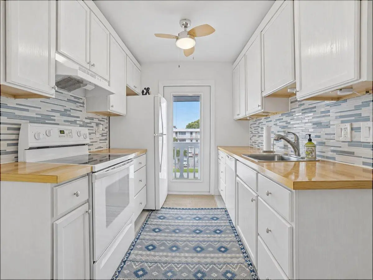 Galley Kitchen at 131 Doolen Court 309, North Palm Beach