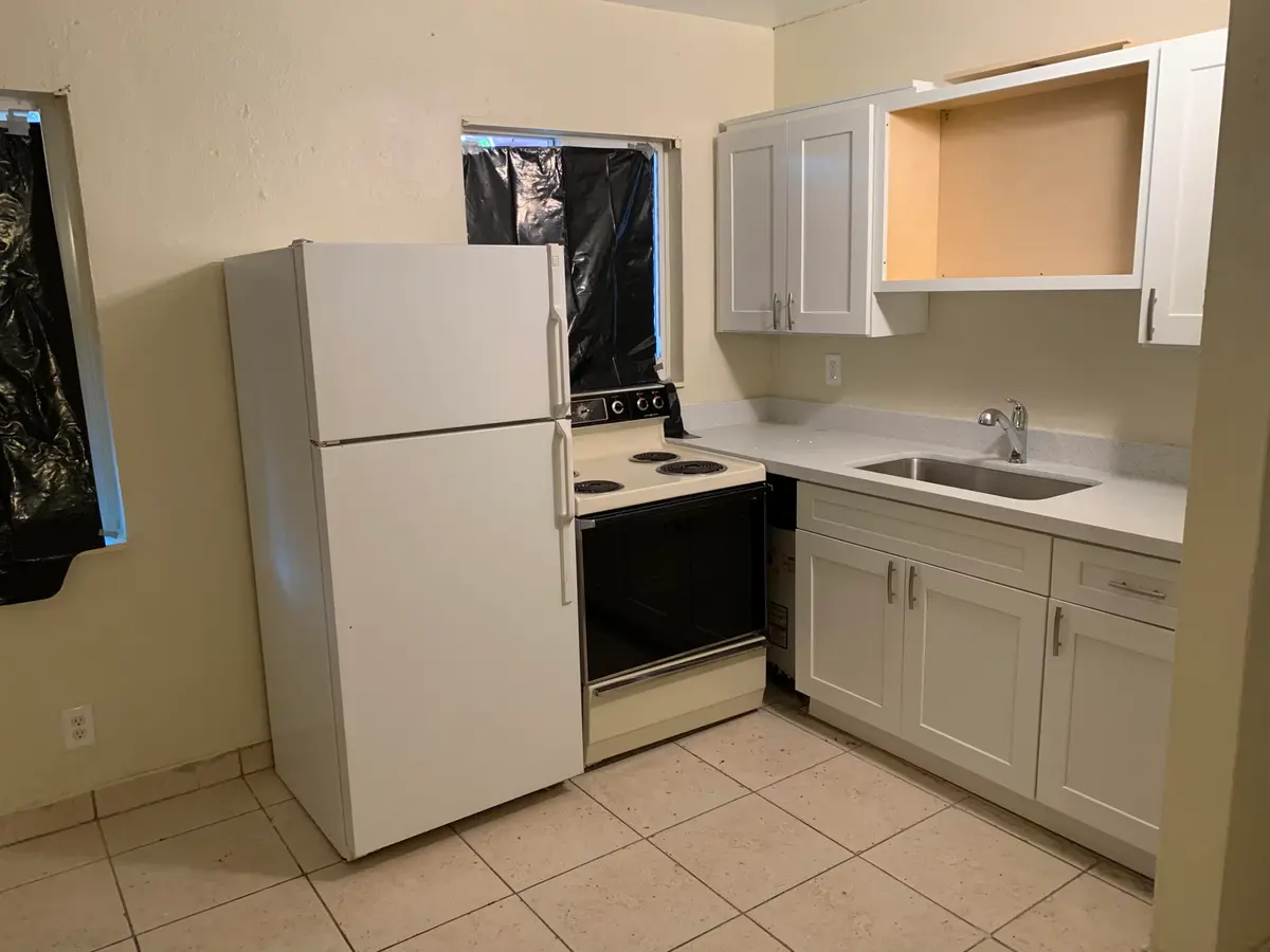 23F48528-9538-4E77-A4E0-906ECA176FDD at 829 NW 10TH Terrace 4, Fort Lauderdale