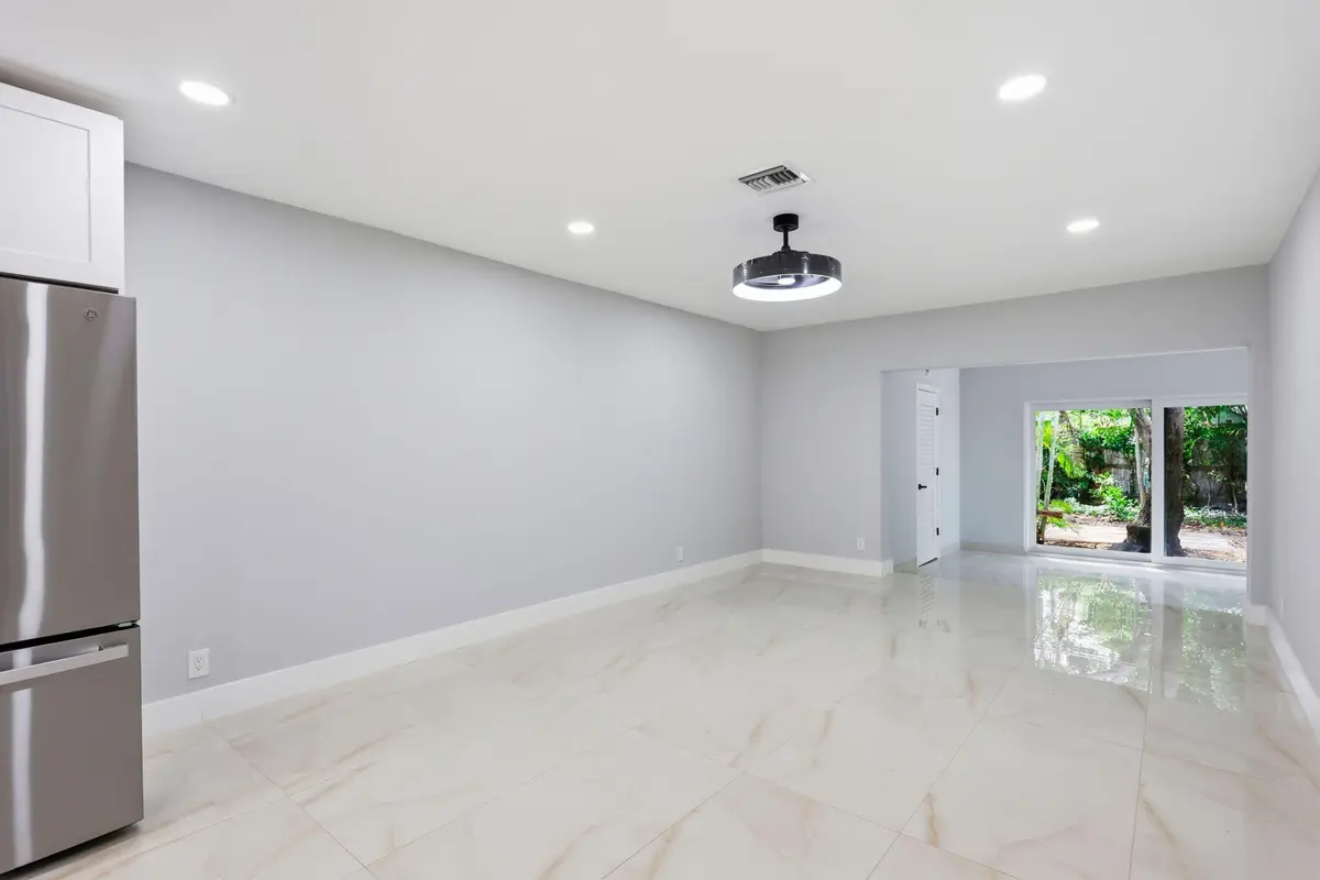4-web-or-mls-004_0E2A0394 at 2999 NE 2ND Avenue, Boca Raton