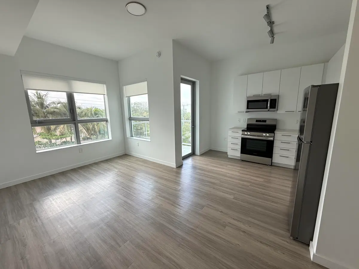 PW Barcelona3 at 2121 BROWARD Avenue 321, West Palm Beach