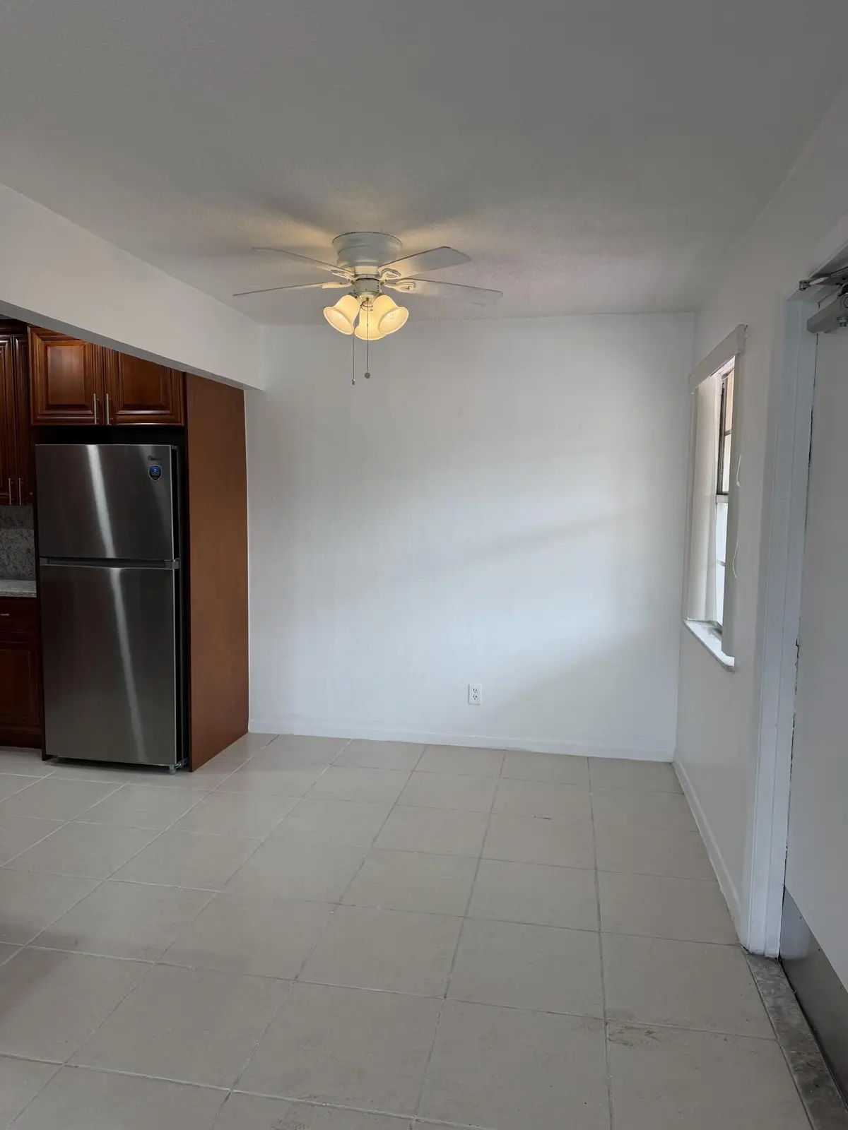 drm at 3651 SW 60th Terrace 3, Davie
