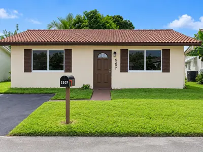 5207 NW 28TH Avenue, Tamarac – Single Family Residence for sale
