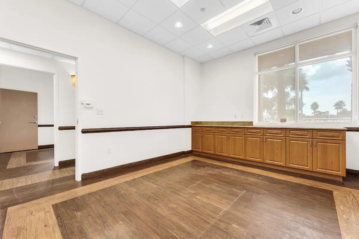 7408 LAKE WORTH Road, Lake Worth, FL – mixed-use space photo 7