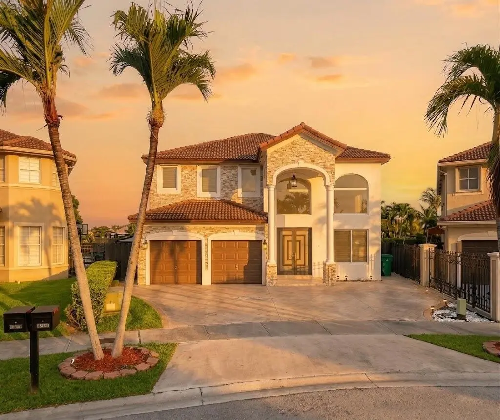 16401 SW 78th Ter Miami, FL, 33193 at 16401 SW 78th Terrace, Miami