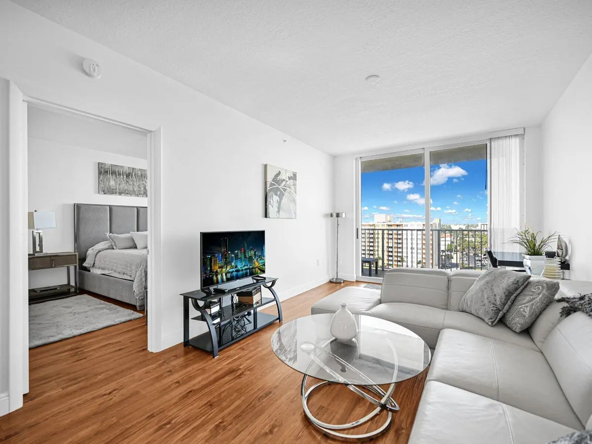 Living Room at 3020 NE 32ND Avenue 904, Fort Lauderdale