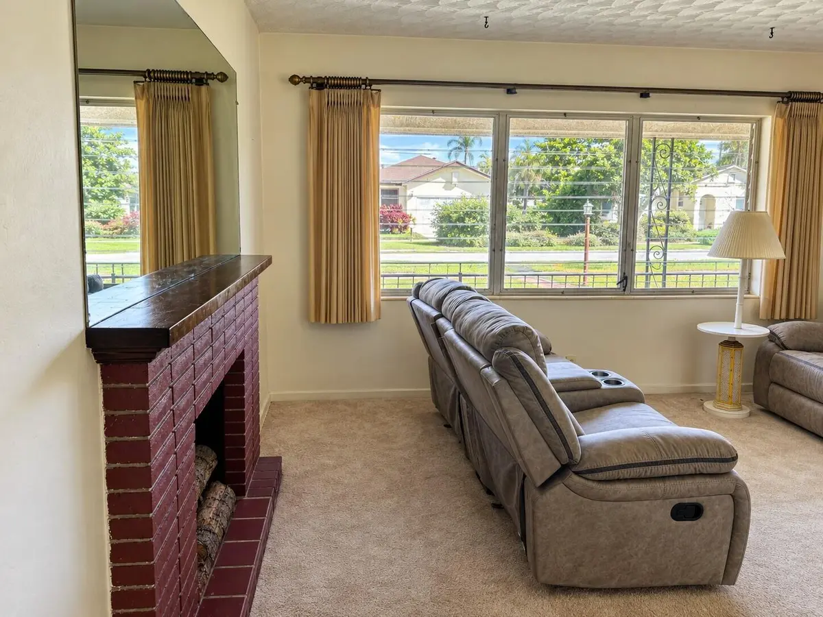 Living Room at 110 SE 3rd Avenue, Boynton Beach