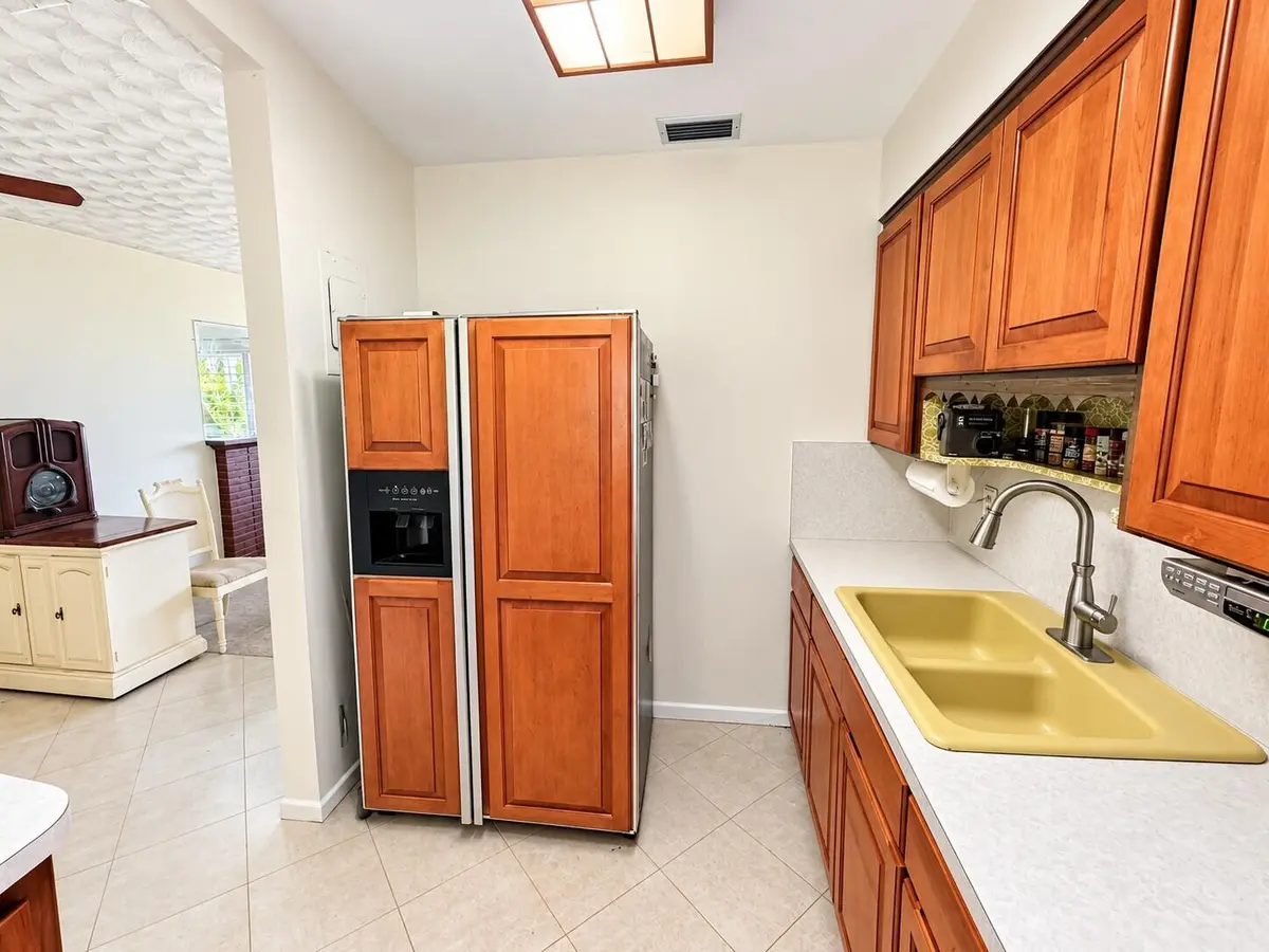 Kitchen at 110 SE 3rd Avenue, Boynton Beach