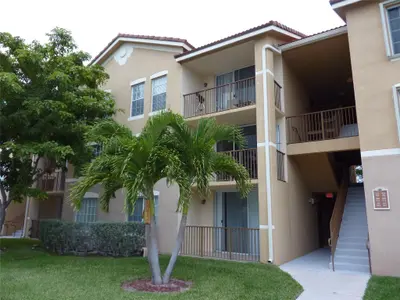 913 Villa Circle 913, Boynton Beach – Condominium for rent