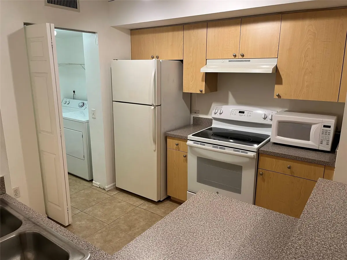 Photo 6 at 913 Villa Circle 913, Boynton Beach