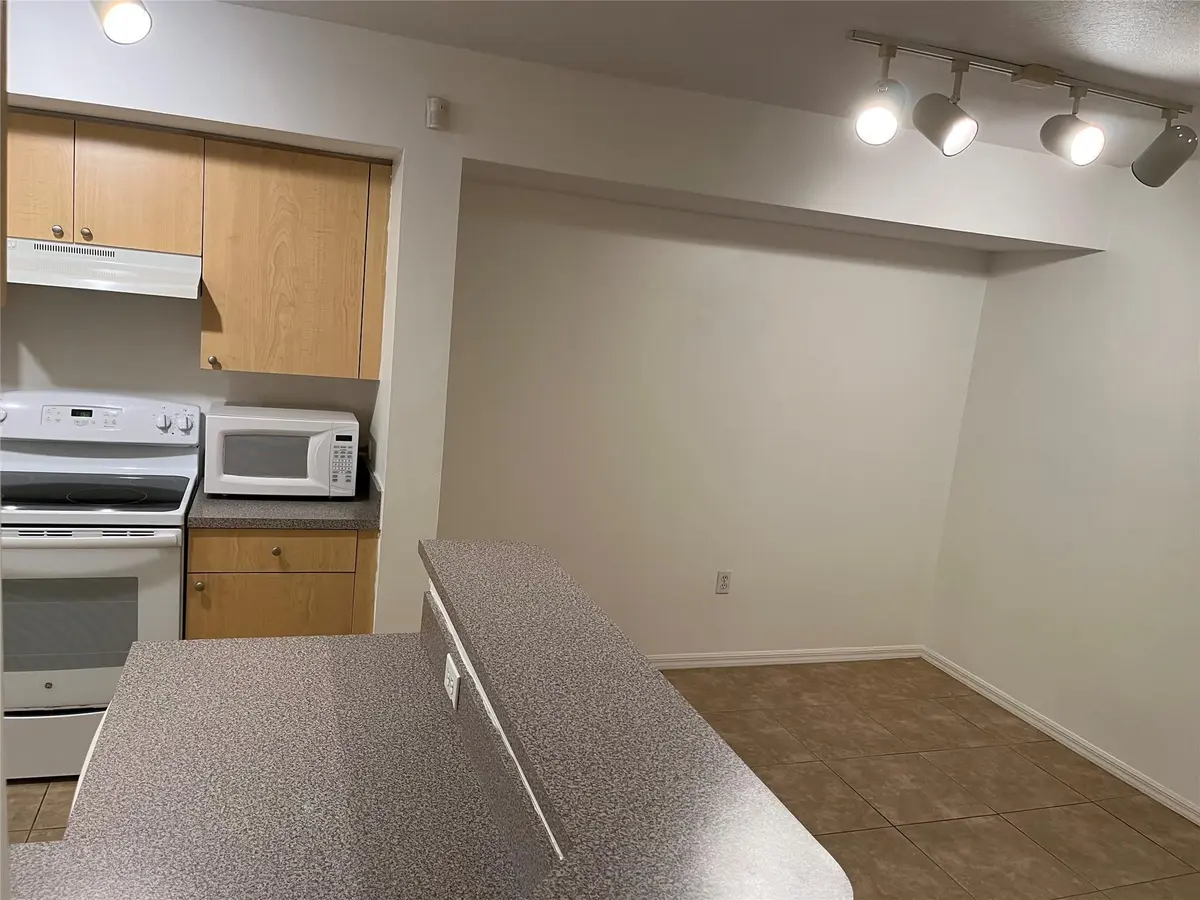 Photo 8 at 913 Villa Circle 913, Boynton Beach