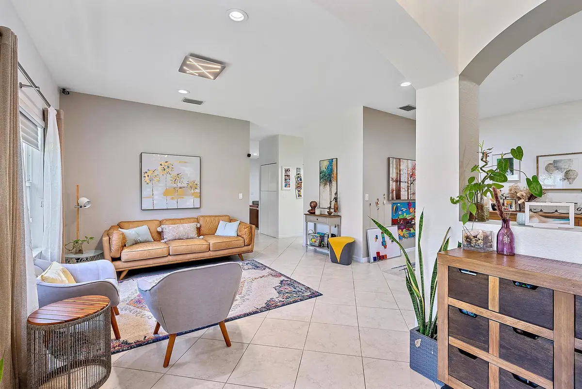 Living at 119 Whale Cay Way, Jupiter