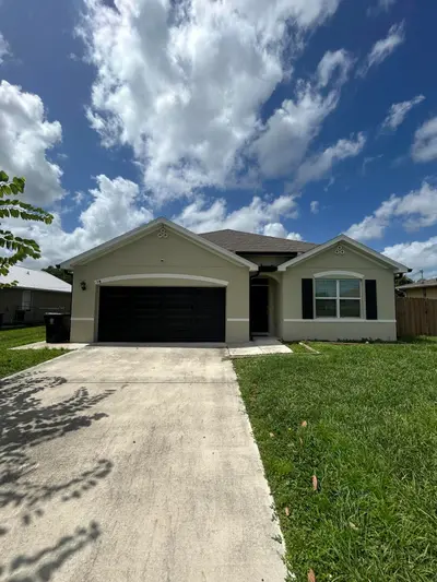 341 SW RIDGECREST Drive, Port St. Lucie – Single Family Residence for rent