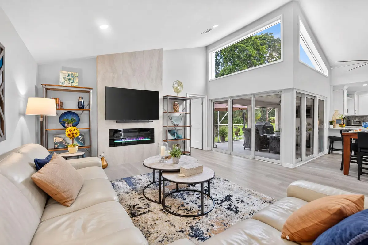 Living-room at 2738 DEER CREEK KELLY BROOKE Lane, Deerfield Beach