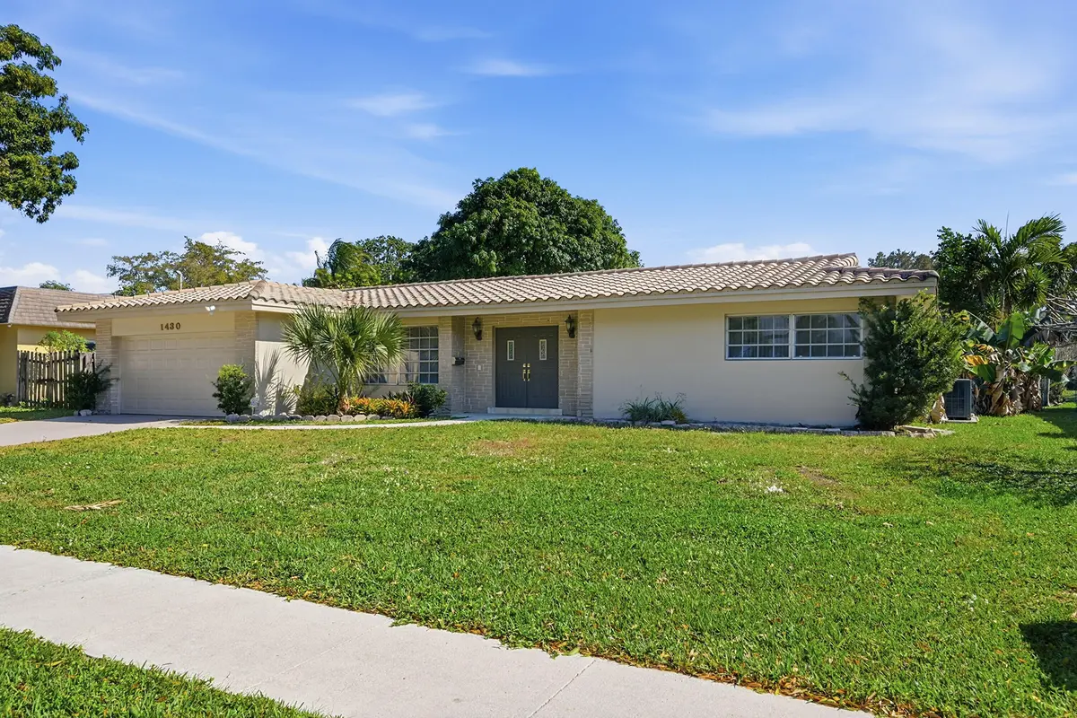 GREAT CURB APPEAL at 1430 NW 73RD Avenue, Plantation